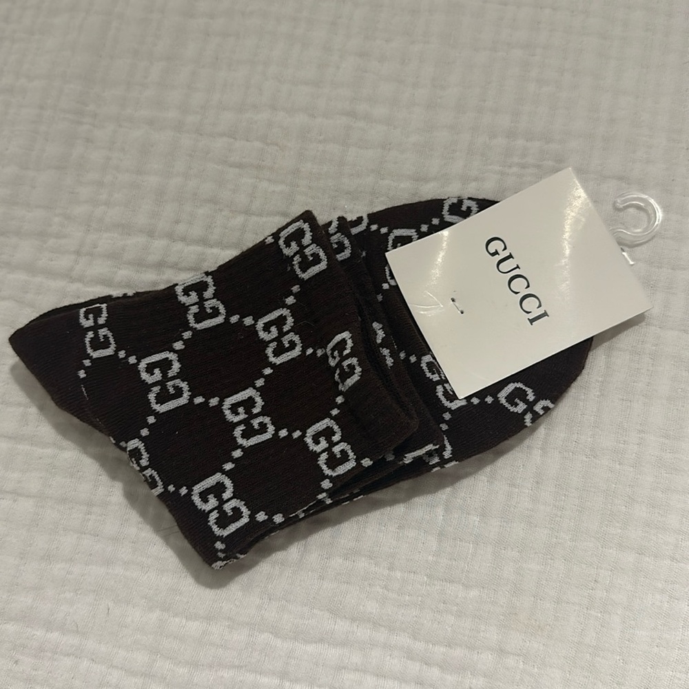 GG sports socks, crew NWT